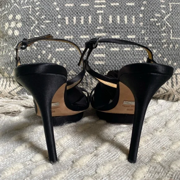 {Badgley Mischka} Satin Heels - Picture 7 of 9